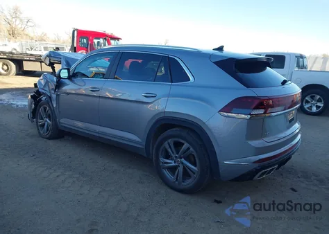 2024 Volkswagen Atlas Cross Sport 2.0T Sel R-Line z USA, uszkodzony, nr VIN 1V2AE2CA5RC203465